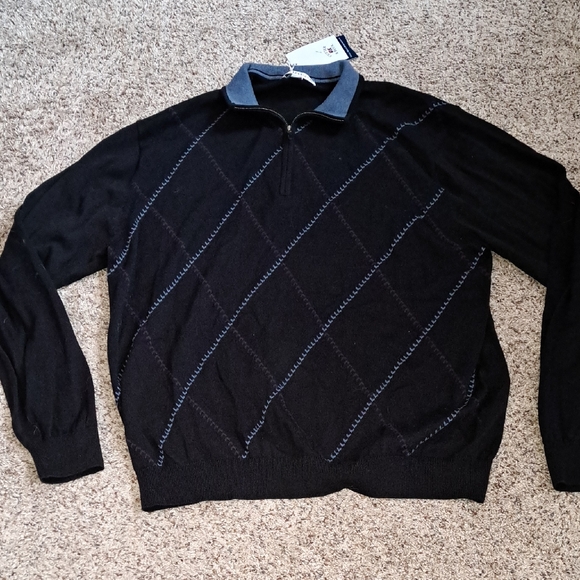 Cutter & Buck Black Sweater With Blue And Purple diagonal linessize XXL
